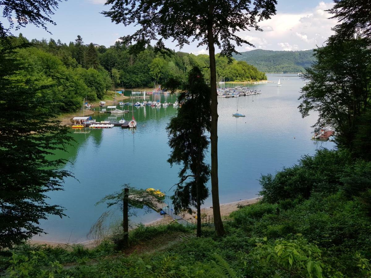 Caloroczne Domki Nad Zatoka Polańczyk Exteriör bild